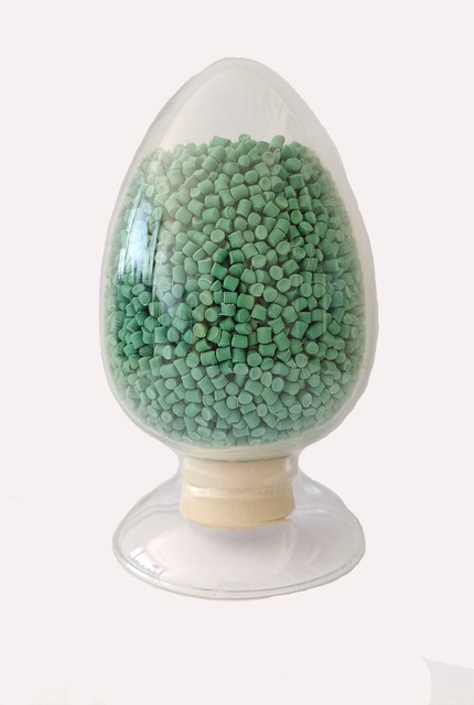 ZC-5324 Irradiation CrossLinkable LSZH Insulation Compound kwa cable ya Photovotaic (125 ℃, nyeusi)