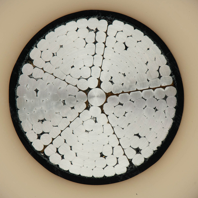 XLPE conductor ya aluminium iliyo na waya za shaba kwa kebo ya nguvu ya chini ya maji