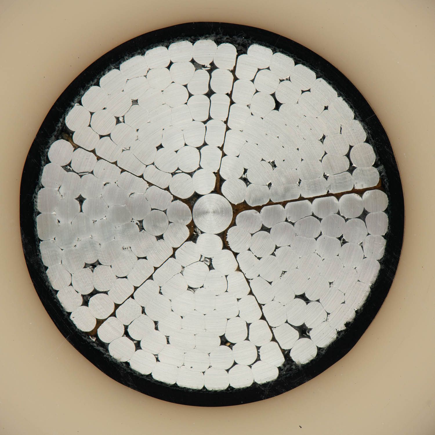 Kuelewa Manufaa ya Kebo za Nguvu za Juu za Voltage kwa Uimarishaji wa Gridi